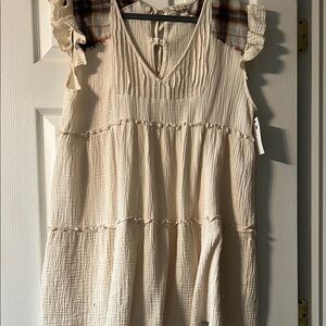 Cream Ruffle Sleeve Top